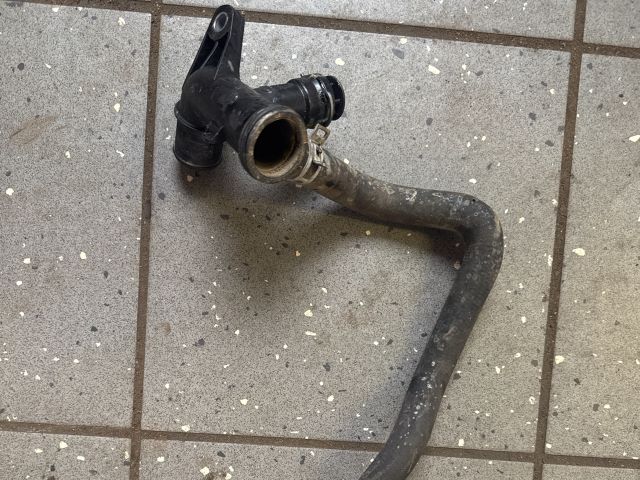 bontott FORD FOCUS III Vízcső