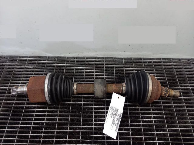 bontott FORD FOCUS III Bal Féltengely