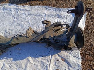 bontott FORD FOCUS III Hátsó Futómű (Részeivel)