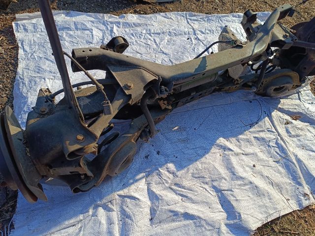 bontott FORD FOCUS III Hátsó Futómű (Részeivel)