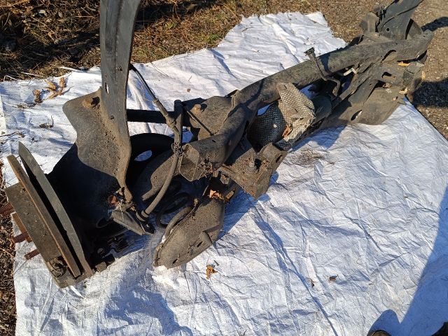 bontott FORD FOCUS III Hátsó Futómű (Részeivel)