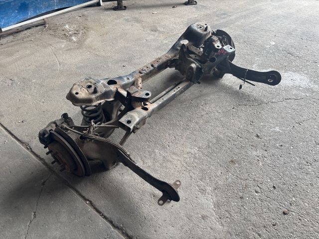 bontott FORD FOCUS III Hátsó Híd (Tárcsafékes)