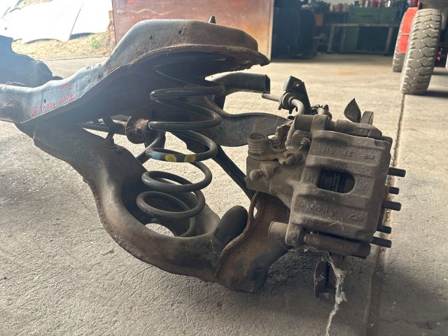 bontott FORD FOCUS III Hátsó Híd (Tárcsafékes)