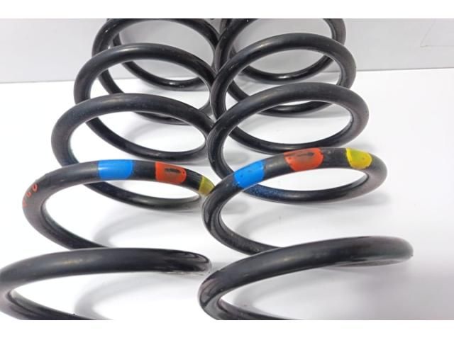 bontott FORD FOCUS III Hátsó Rugó