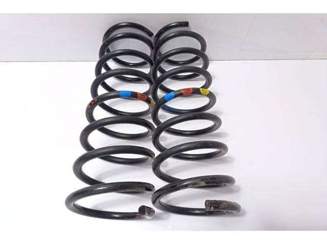 bontott FORD FOCUS III Hátsó Rugó