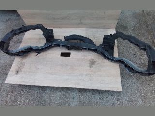 bontott FORD FOCUS III Homlokfal (Üres lemez)