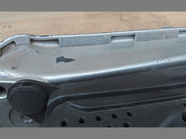 bontott FORD FOCUS III Homlokfal (Üres lemez)