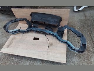 bontott FORD FOCUS III Homlokfal (Üres lemez)