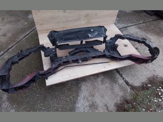 bontott FORD FOCUS III Homlokfal (Üres lemez)