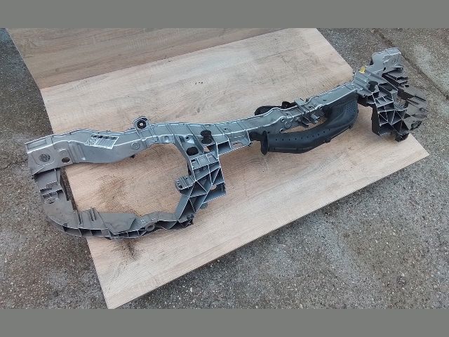 bontott FORD FOCUS III Homlokfal (Üres lemez)