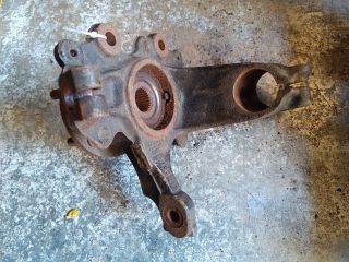 bontott FORD FOCUS III Jobb első Csonkállvány