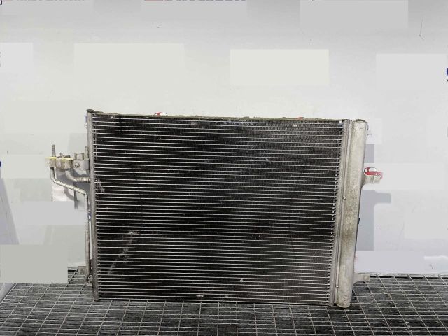 bontott FORD FOCUS III Klímahűtő Radiátor