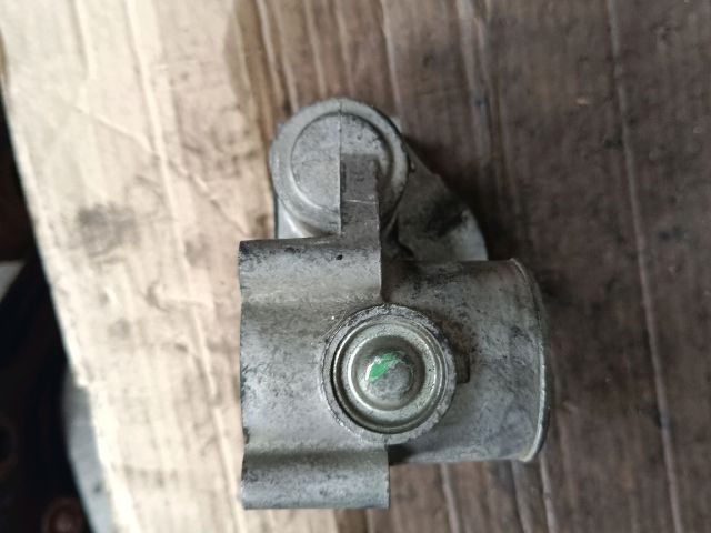 bontott FORD FOCUS III Fojtószelep (Elektromos)