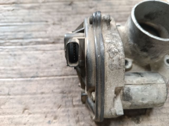 bontott FORD FOCUS III Fojtószelep (Elektromos)