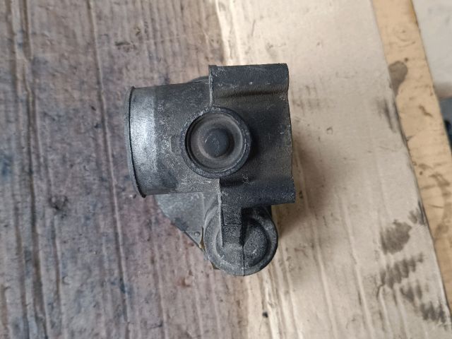 bontott FORD FOCUS III Fojtószelep (Elektromos)