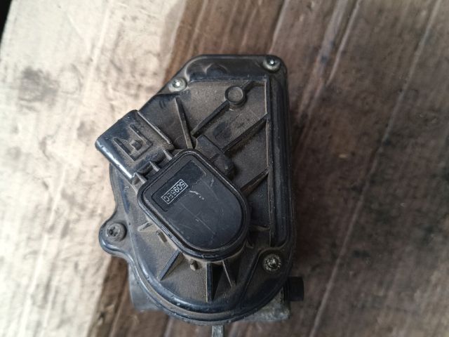 bontott FORD FOCUS III Fojtószelep (Elektromos)