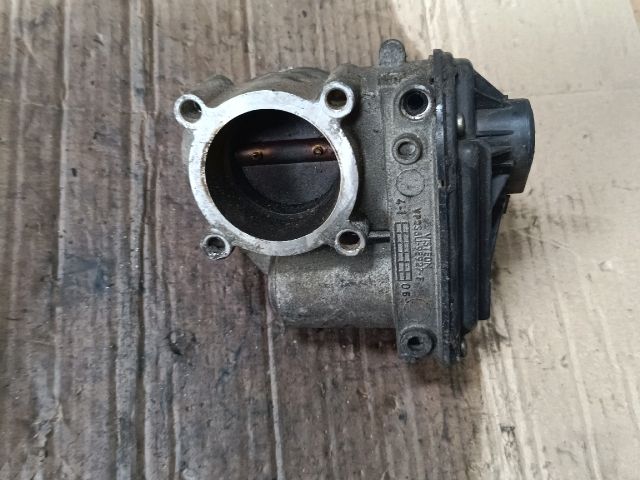 bontott FORD FOCUS III Fojtószelep (Elektromos)