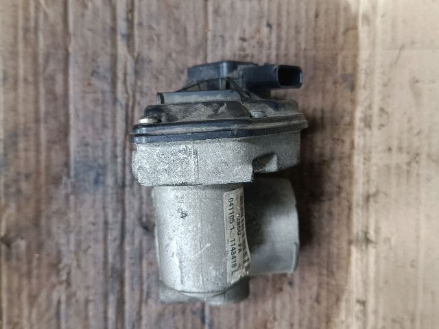 bontott FORD FOCUS III Fojtószelep (Elektromos)