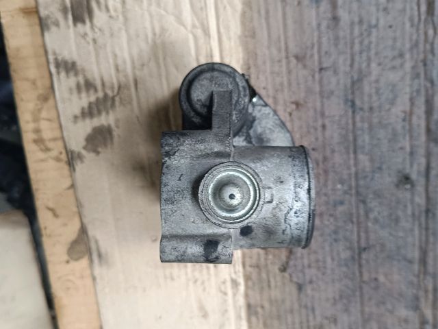 bontott FORD FOCUS III Fojtószelep (Elektromos)