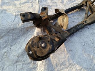 bontott FORD FOCUS III Hátsó Bölcső