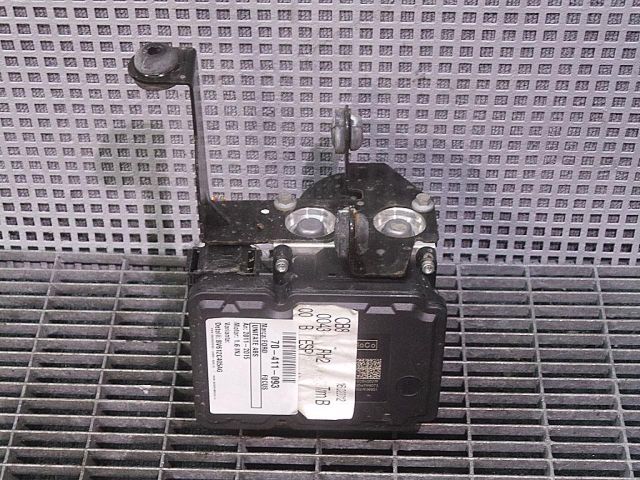 bontott FORD FOCUS III ABS Kocka