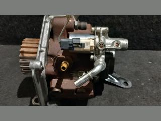 bontott FORD FOCUS III Adagoló