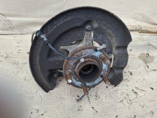 bontott FORD FOCUS III Bal első Csonkállvány Kerékaggyal