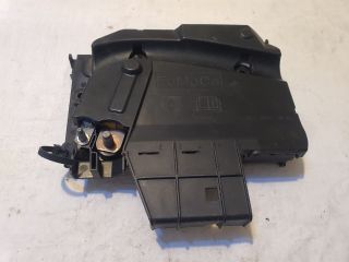 bontott FORD FOCUS III Biztosítéktábla Motortér