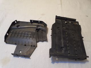 bontott FORD FOCUS III Biztosítéktábla Motortér