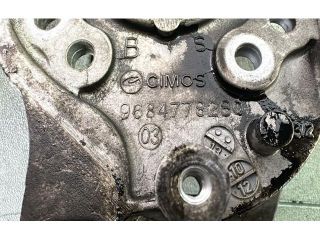 bontott FORD FOCUS III Adagoló Tartó Bak