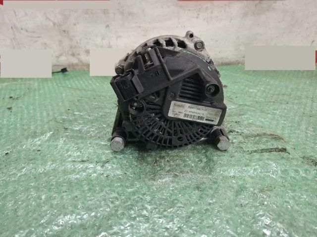 bontott FORD FOCUS III Generátor