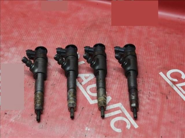 bontott FORD FOCUS III Porlasztó (1 db)