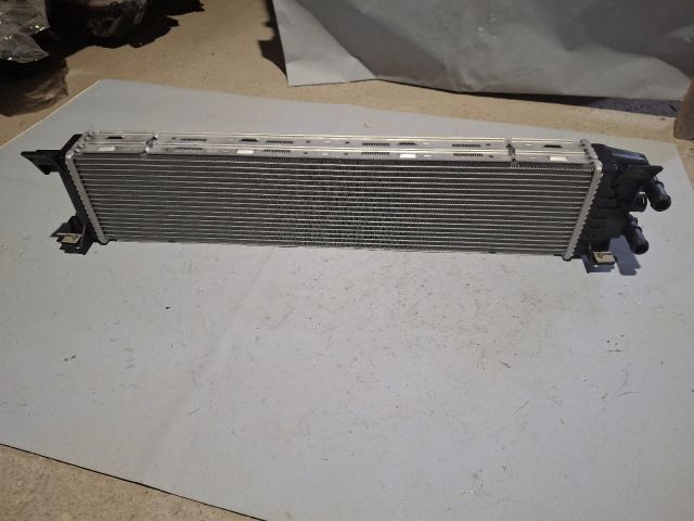 bontott FORD FOCUS III Vízhűtő Radiátor (Klímás)