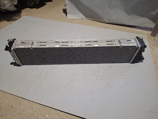 bontott FORD FOCUS III Vízhűtő Radiátor (Klímás)