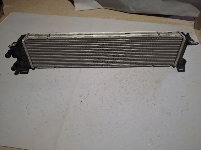 bontott FORD FOCUS III Vízhűtő Radiátor (Klímás)