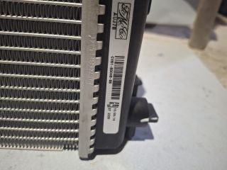 bontott FORD FOCUS III Vízhűtő Radiátor (Klímás)