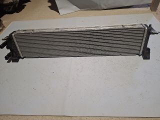 bontott FORD FOCUS III Vízhűtő Radiátor (Klímás)