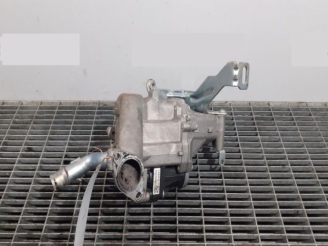 bontott FORD FOCUS III EGR Hűtő Cső