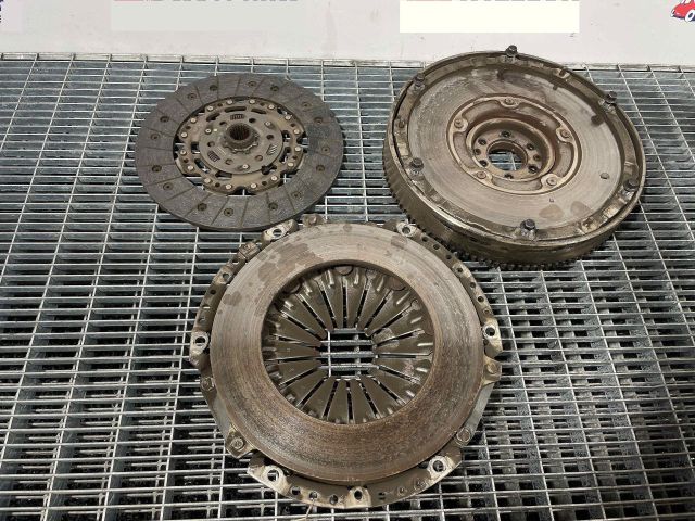 bontott FORD FOCUS III Fogaskoszorú