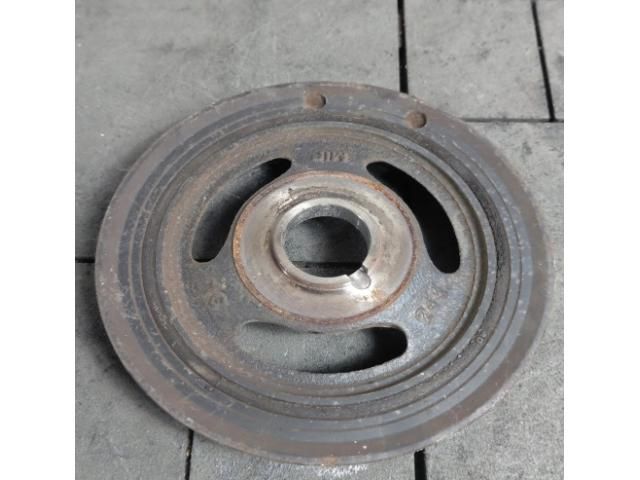 bontott FORD FOCUS III Főtengely Szíjtárcsa