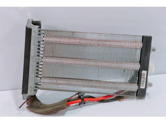 bontott FORD FOCUS III Fűtőradiátor