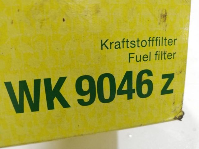 bontott FORD FOCUS III Gázolajszűrő Ház