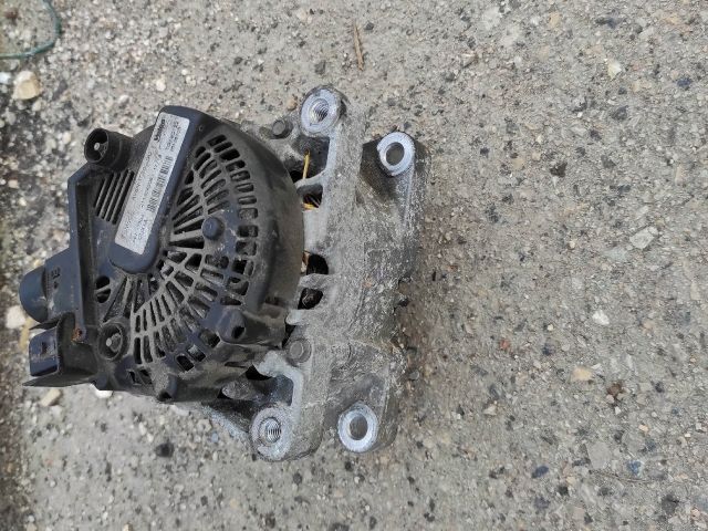 bontott FORD FOCUS III Generátor