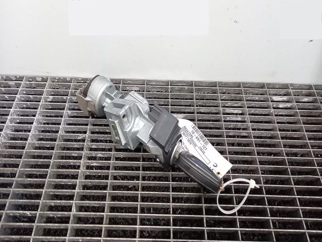 bontott FORD FOCUS III Gyújtáskapcsoló