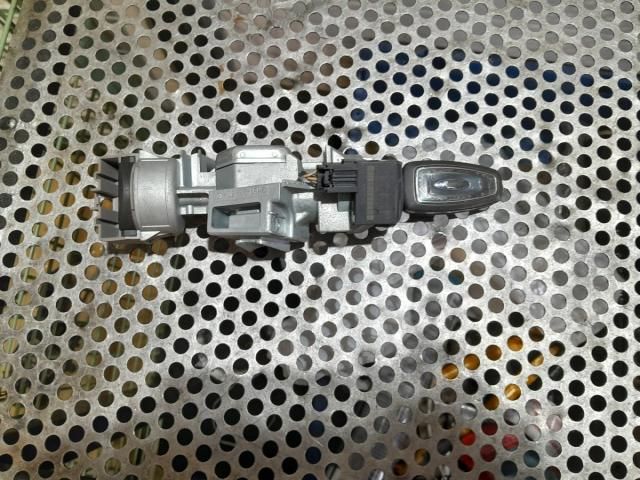 bontott FORD FOCUS III Gyújtáskapcsoló