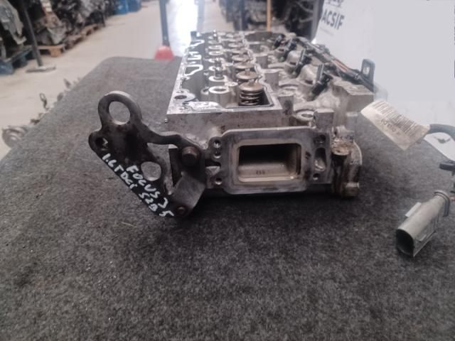 bontott FORD FOCUS III Hengerfej