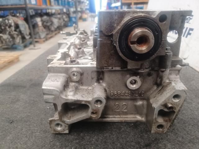 bontott FORD FOCUS III Hengerfej