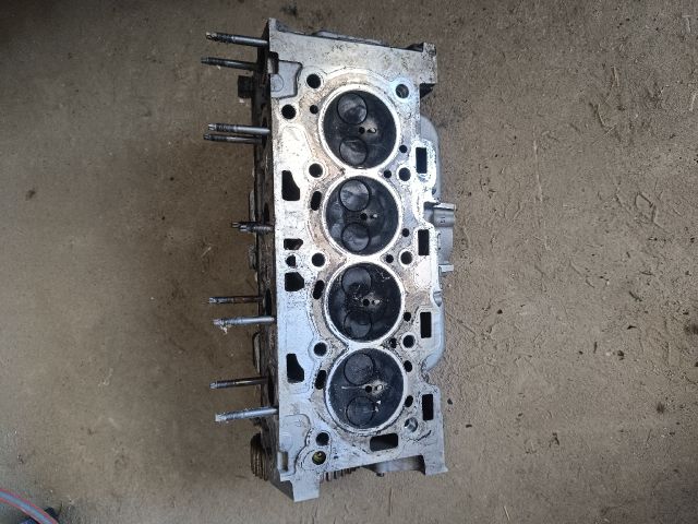 bontott FORD FOCUS III Hengerfej