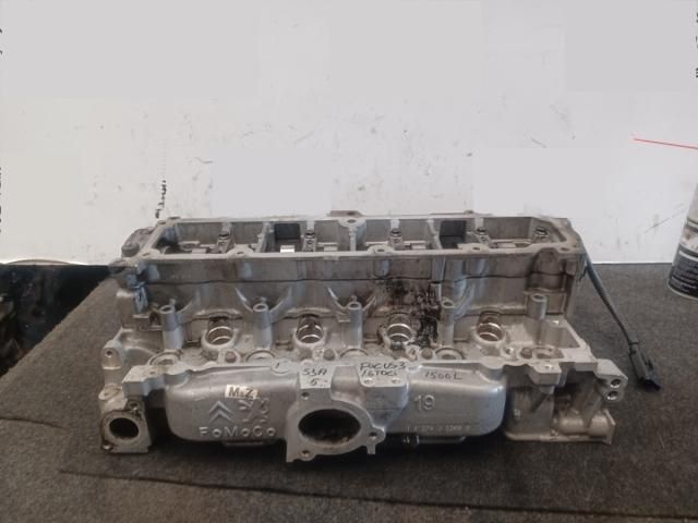 bontott FORD FOCUS III Hengerfej