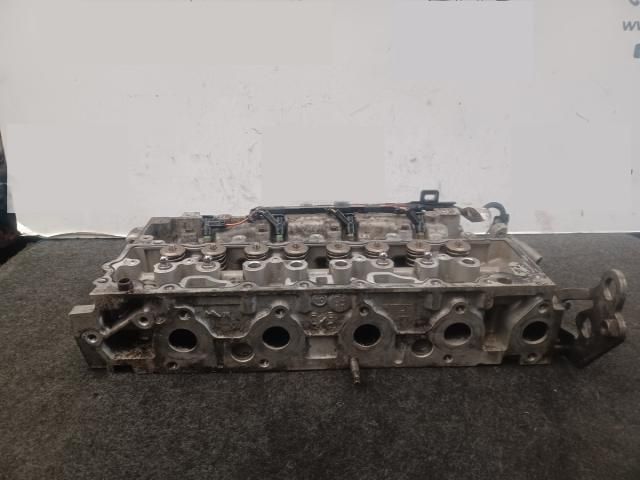 bontott FORD FOCUS III Hengerfej